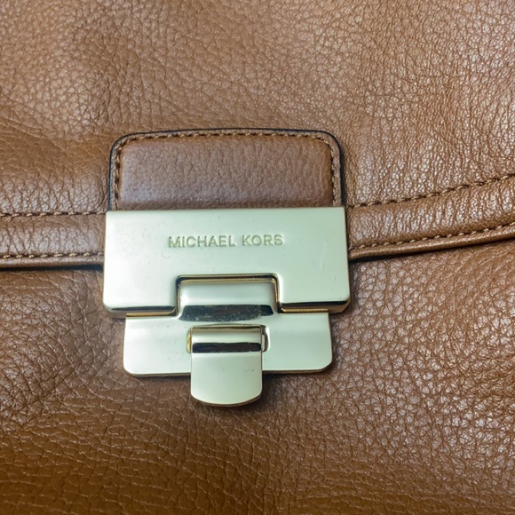 Michael Kors new Handbag - Picture 2 of 4